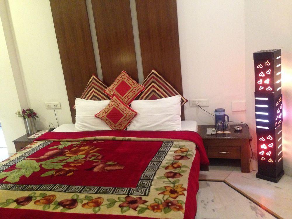 Namaskar Residency Hotel Amritsar Bagian luar foto