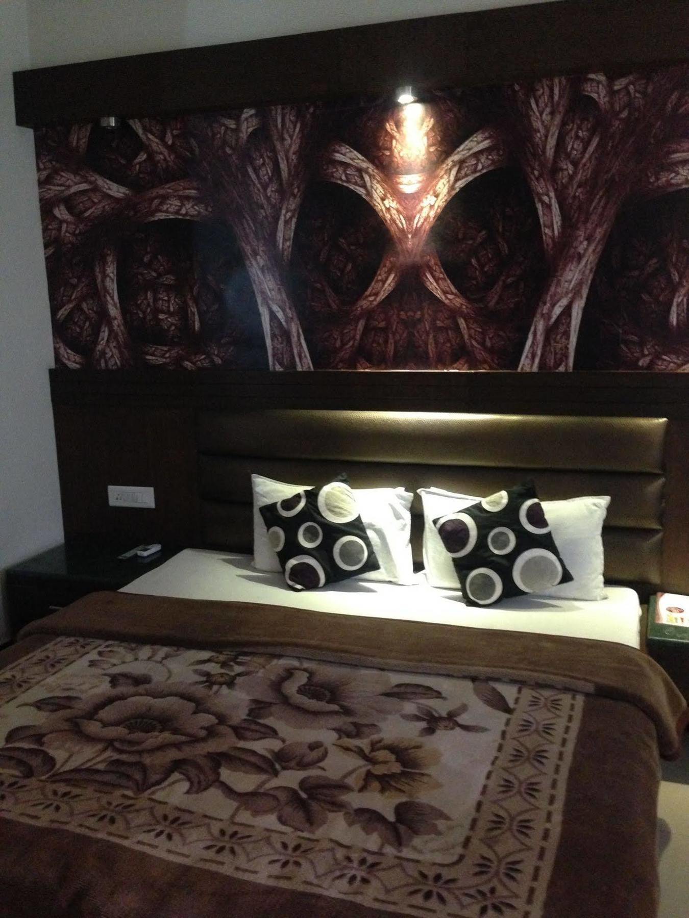 Namaskar Residency Hotel Amritsar Bagian luar foto